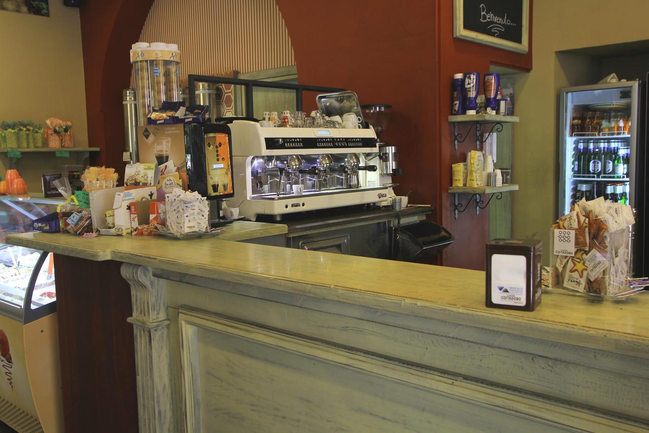 B&B Vitruvio Suites Formia Bagian luar foto