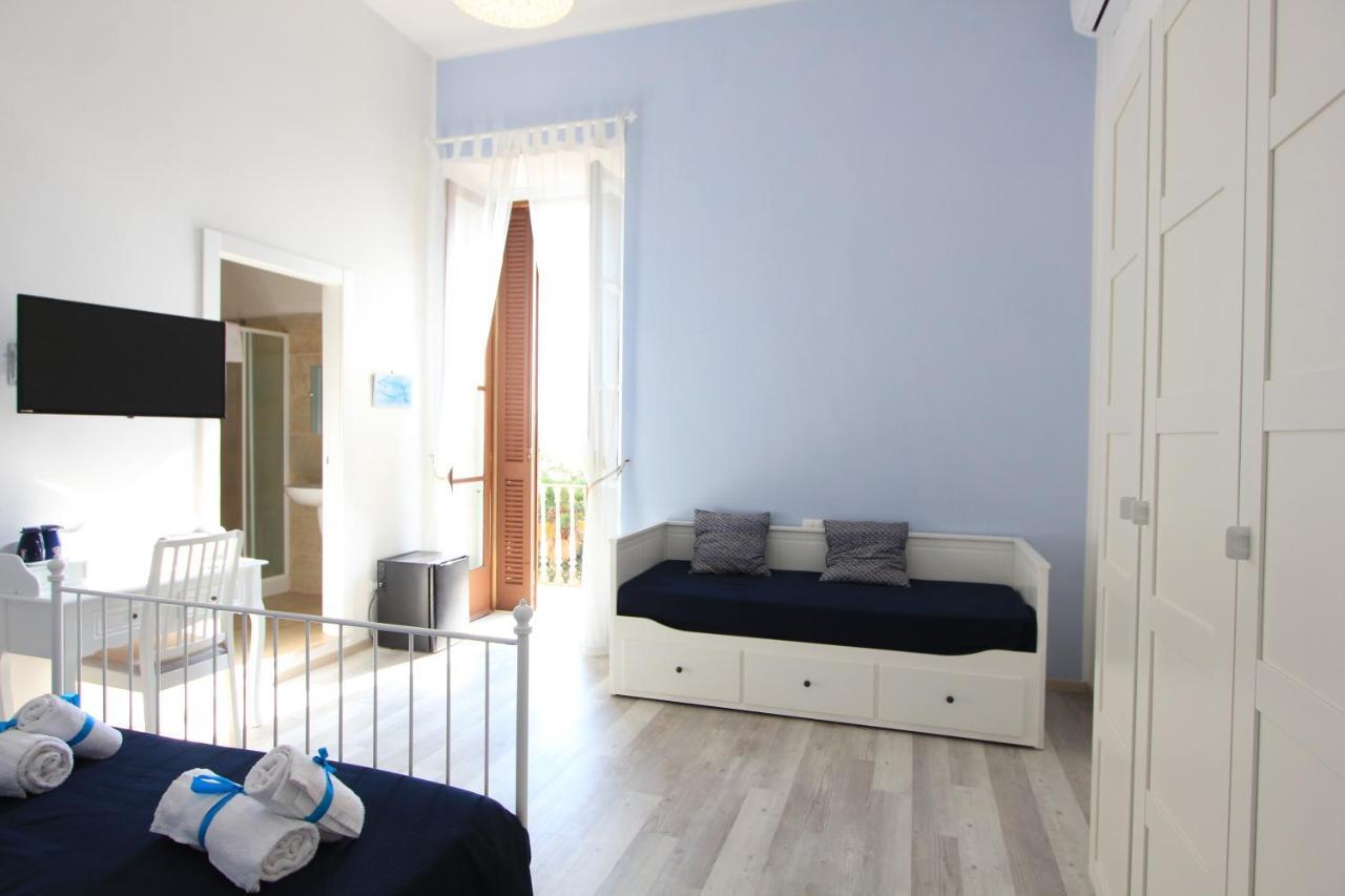 B&B Vitruvio Suites Formia Bagian luar foto